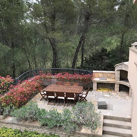Apartment Emily I Annie Pridraga
